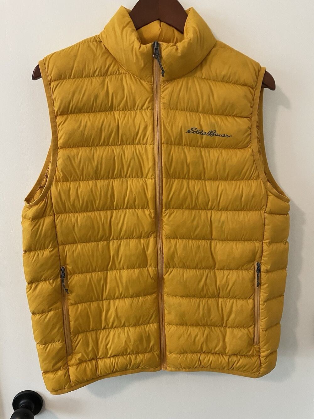 Eddie Bauer Men's Medium Yellow 650 Down Puffer Vest Full Zip Pockets Quilted 13